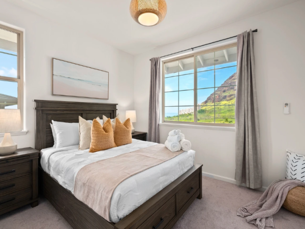 Luxurious Oahu Retreat: Two Villas, Perfect for Groups